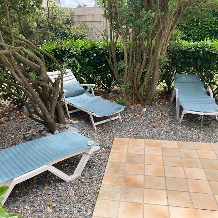 Maison Familiale Dans Une Rue Paisible Gouville-sur-Mer Экстерьер фото